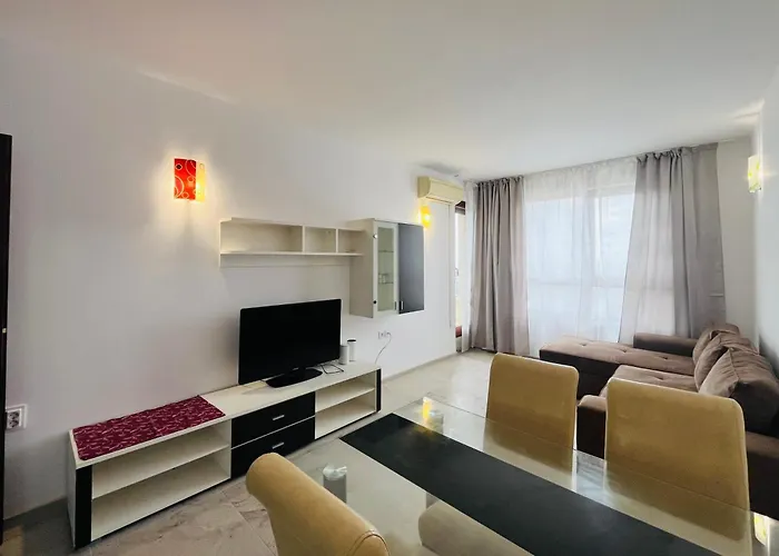 Seaview Bg Front Апартамент