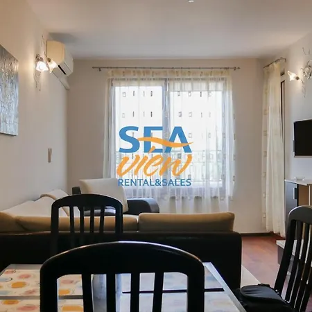 Sea View Front Apartment