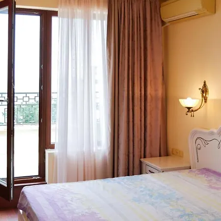 Sea View Front Golden Sands