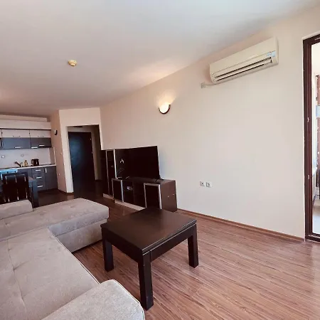 Sea View Front Golden Sands