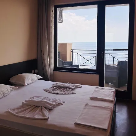 Sea View Front Apartment Golden Sands