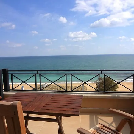 Sea View Front Apartment