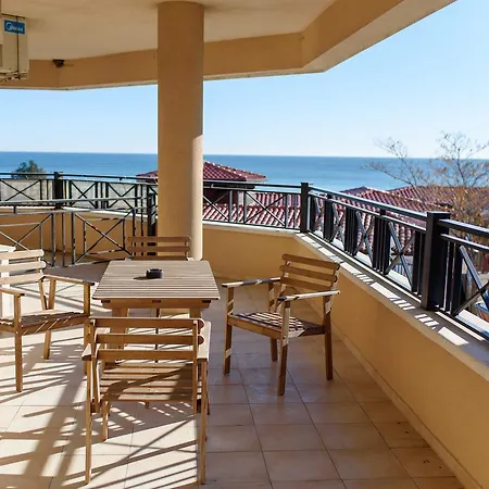 Seaview Bg Front *