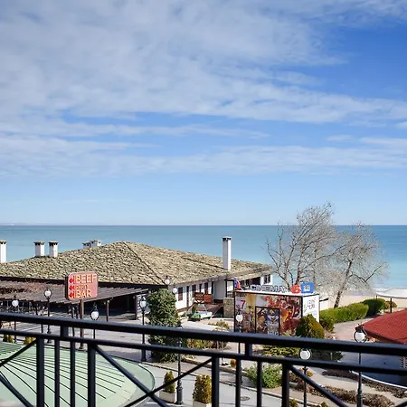 Seaview Bg Front גולדן סנדס