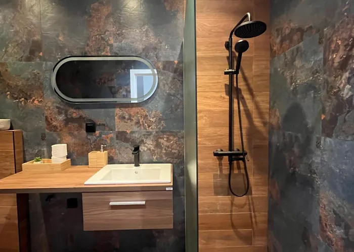 Seaview Bg Front Goldstrand