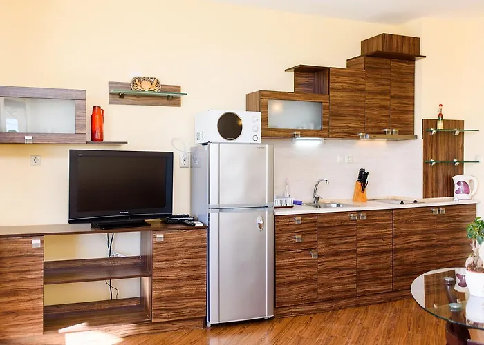 Seaview Bg Front Apartment *